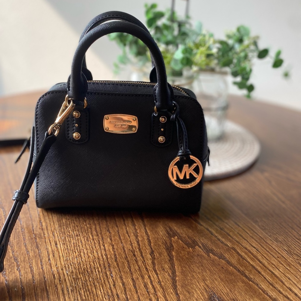 Michael Kors Crossbody